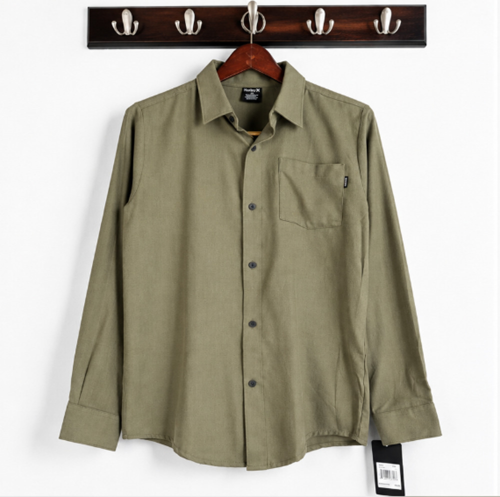 Hurley Santa Cruz Army Green Flannel Button Up Shirt Boys Size XL Formal